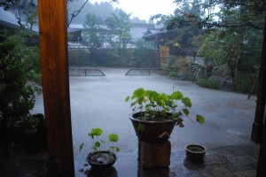 Typhon sur Koyasan